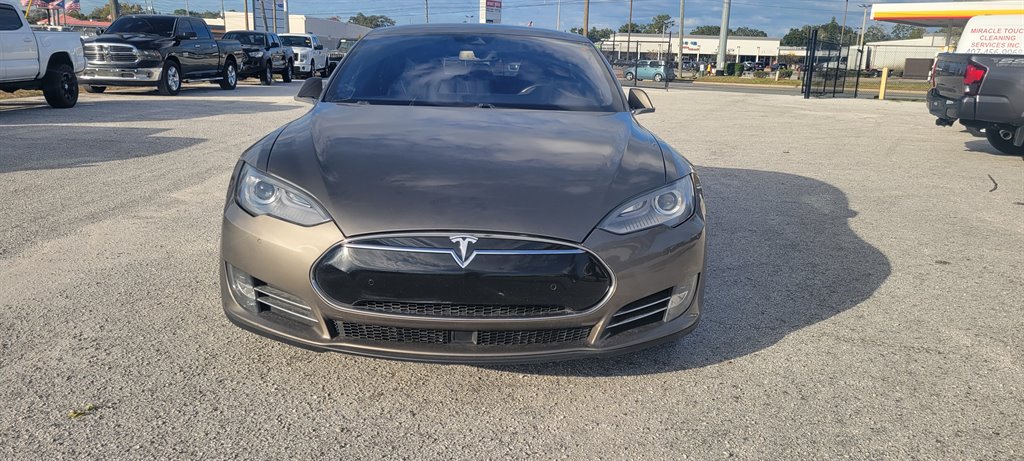2015 Tesla Model S