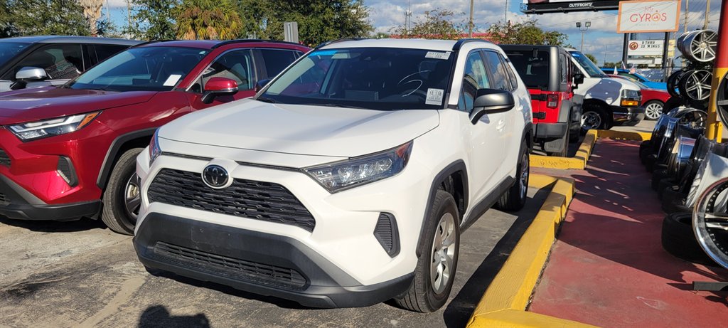 2019 Toyota RAV4 LE