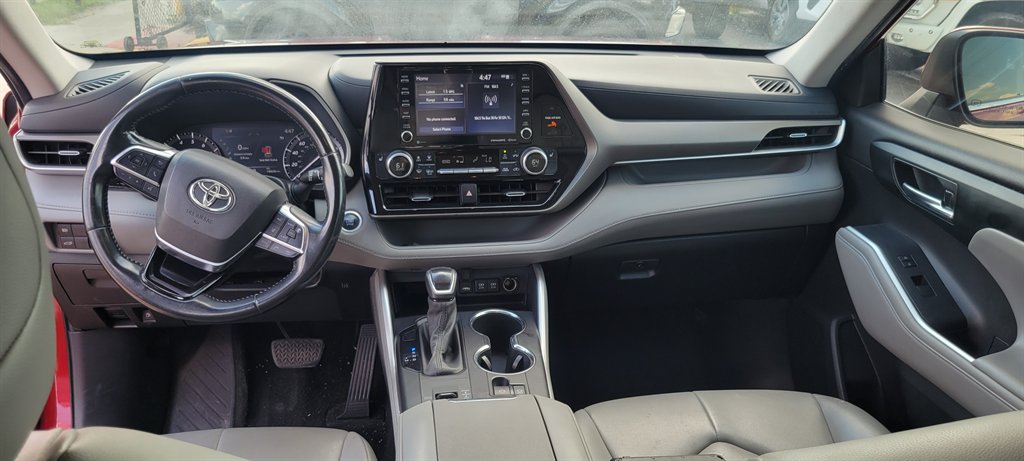 2021 Toyota Highlander XLE - Photo 15