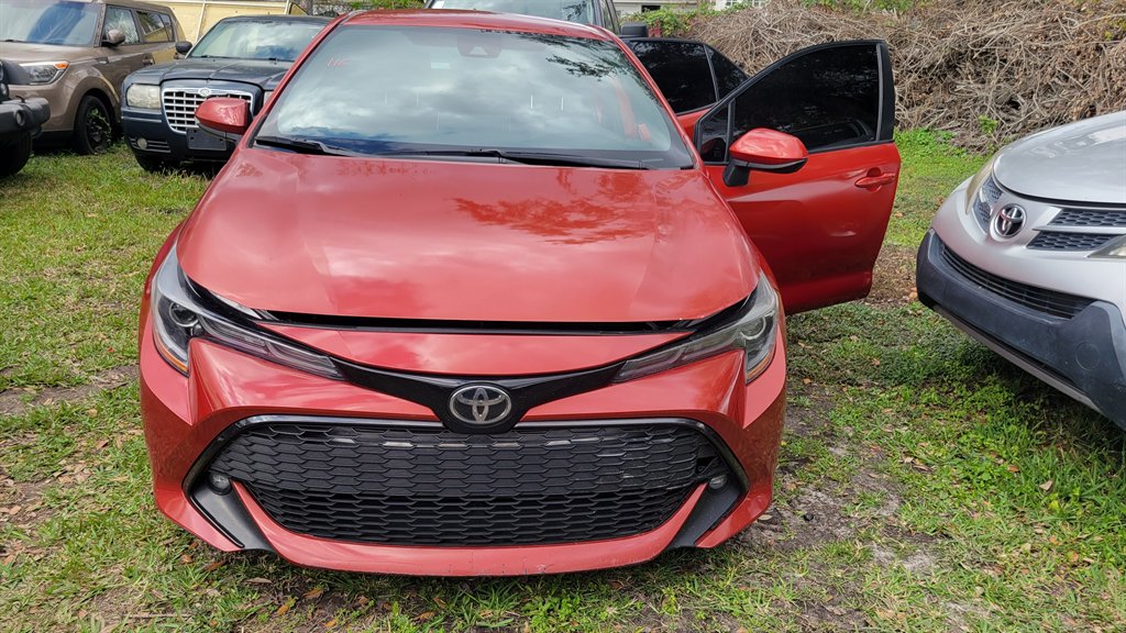 2020 Toyota Corolla Hatchback SE